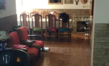 Casa en venta San Andrés 4 Ambientes cochera para 4 autos, f