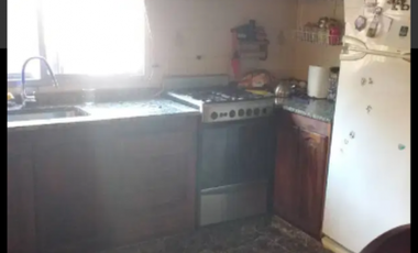 Casa en venta San Andrés 4 Ambientes cochera para 4 autos, f