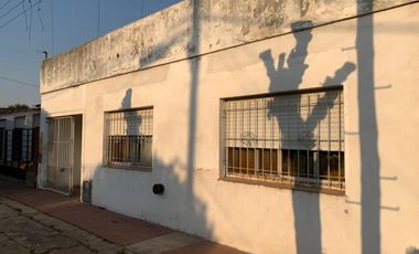 Venta de casa en PH en Bo. Villa Belgrano, Junín.