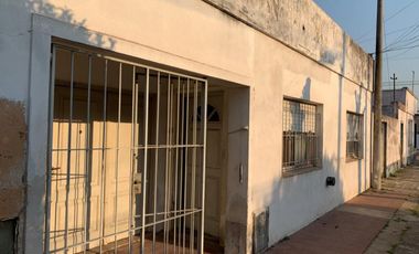 Venta de casa en PH en Bo. Villa Belgrano, Junín.