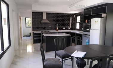 Excelente casa con grandes vistas