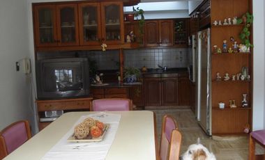 Chalet 5 Amb. y Dependencias