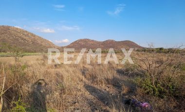 TERRENO EN VENTA - (3)