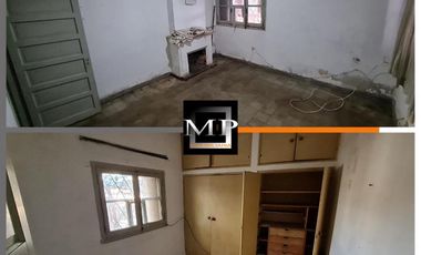 Casa Finca Reciclar 230 M2. Dos Galpones. 2250 M2 terreno