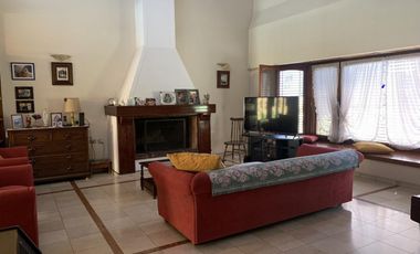 San Martin Crto. Impecable Chalet 5 Amb. c/ dep.