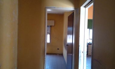 LOCALES EN VENTA CON CASA Y DEPTO