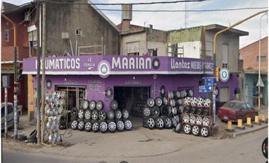 LOCALES EN VENTA CON CASA Y DEPTO