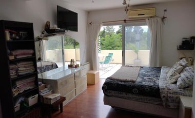 HSM, Casa en 2 plantas con terrazas y parque