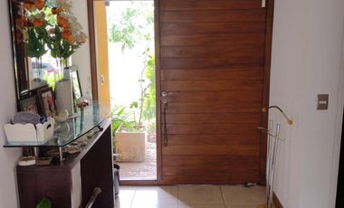 HSM, Casa en 2 plantas con terrazas y parque