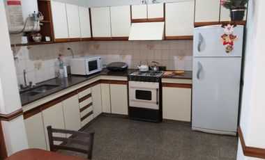 CASA EN ESQUINA