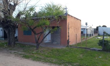 Tres (3) Casas en un mismo lote 20 x 36, Los Alamos Glew Alt