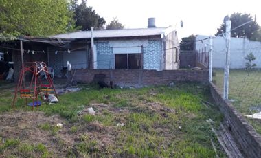 Tres (3) Casas en un mismo lote 20 x 36, Los Alamos Glew Alt