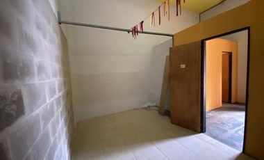 Depto. de 4 amb. + Depto. de 3 amb. + 2 Locales