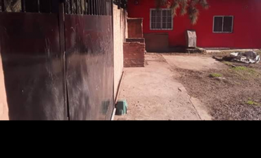CASA  3 DORMITORIOS CON GRAN TERRENO EN PONTEVEDRA