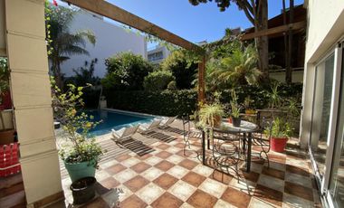 Chalet de 5 ambientes con parque soñado