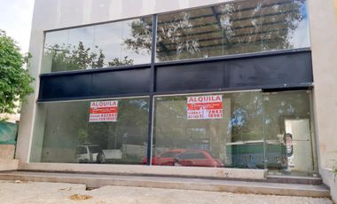 LOCAL A ESTRENAR EN ALQUILER SOBRE COSTANERA VILLA ALLENDE