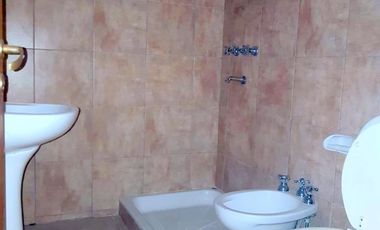 CASA EN ALQUILER EN HOUSING LOS ALGARROBOS VILLA ALLENDE