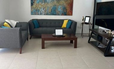 | Preciosa casa residencial amueblada, en renta. |