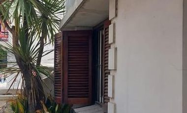 Casa de 3 ambientas  a reciclar, ideal inversor   - Wilde