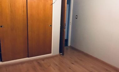 Casa en venta - 3 Dormitorios 2 Baños - 130Mts2 - Lanús