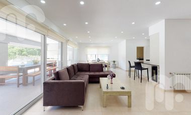 VENTA CASA DE 3 DORMITORIOS EN MIRALAGOS