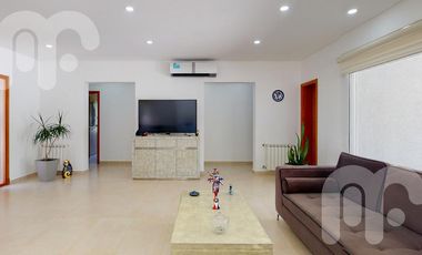 VENTA CASA DE 3 DORMITORIOS EN MIRALAGOS
