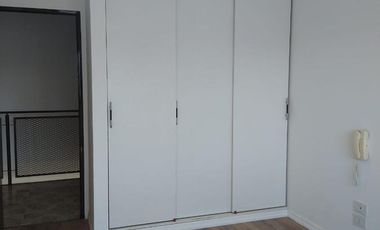 Casa duplex venta - Tolosa 2 dormitorios