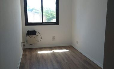 Casa duplex venta - Tolosa 2 dormitorios