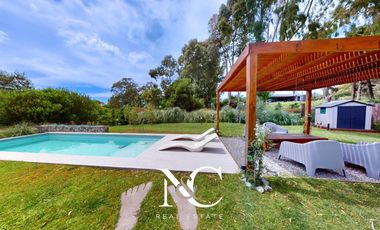 Casa en venta en Costa Esmeralda con gas y piscina