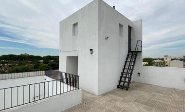 VENTA - Departamento dos ambientes con balcon y terraza. Ciudad Jardin