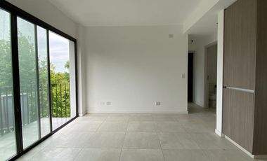 VENTA - Departamento dos ambientes con balcon y terraza. Ciudad Jardin
