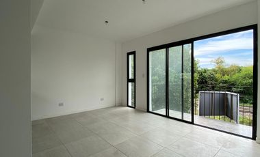 VENTA - Departamento dos ambientes con balcon y terraza. Ciudad Jardin