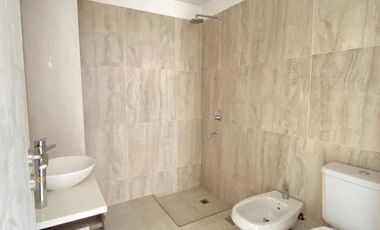 VENTA - Departamento dos ambientes con balcon y terraza. Ciudad Jardin