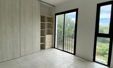 VENTA - Departamento dos ambientes con balcon y terraza. Ciudad Jardin