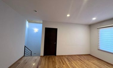 CASA EN VENTA EN FRACC. CIRCUITO DE ACONCAGUA ALTOZANO, MORELIA