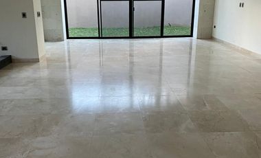CASA EN RENTA EN CLUB Y DENTRO DEL CAMPO DE GOLF ALTOZANO, MORELIA