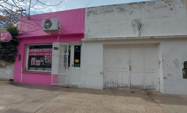 Casa + Local en venta