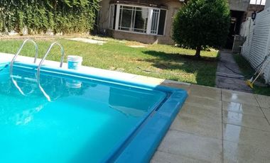 Pinedo 1300, Bernal Oeste ¡Casa en venta!