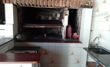 Pinedo 1300, Bernal Oeste ¡Casa en venta!
