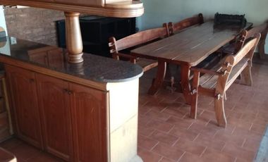 Pinedo 1300, Bernal Oeste ¡Casa en venta!