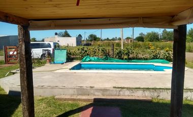 Casa en venta - 2 Dormitorios 1 Baño - 450Mts2 - Bragado