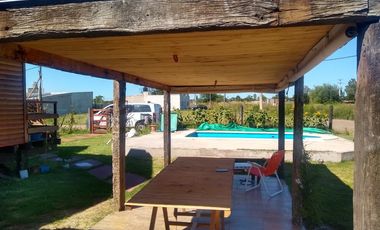 Casa en venta - 2 Dormitorios 1 Baño - 450Mts2 - Bragado