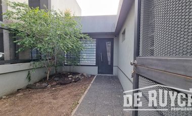 Casa en Barrio Cooperarios