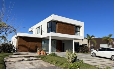 Casa en  venta en Terralagos Canning