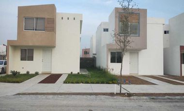 Casa en renta en García