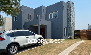 Casa en Venta - El Canton- Escobar-Zona Norte-Maschwitz-5 ambientes