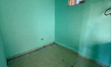 Complejo de departamentos en venta - 18 Dormitorios 18 Baños - 300Mts2 - Ezpeleta Este