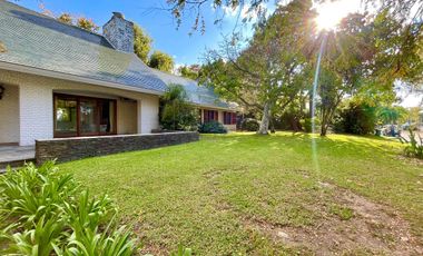 Casa en alquiler en Boating  - San Isidro -