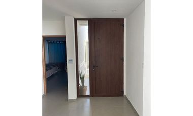 Hermosa casa ubicada en calle Lalinde al 400 - San Miguel del Monte