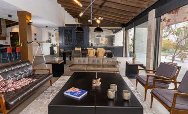 Casa en San Miguel de Allende: Elegancia y Confort en Viñedo Santísima Trinidad